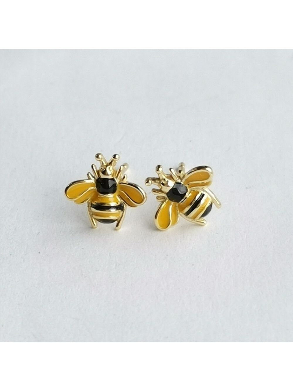 14k gold enamel Bumble Bee stud Earrings 🆕